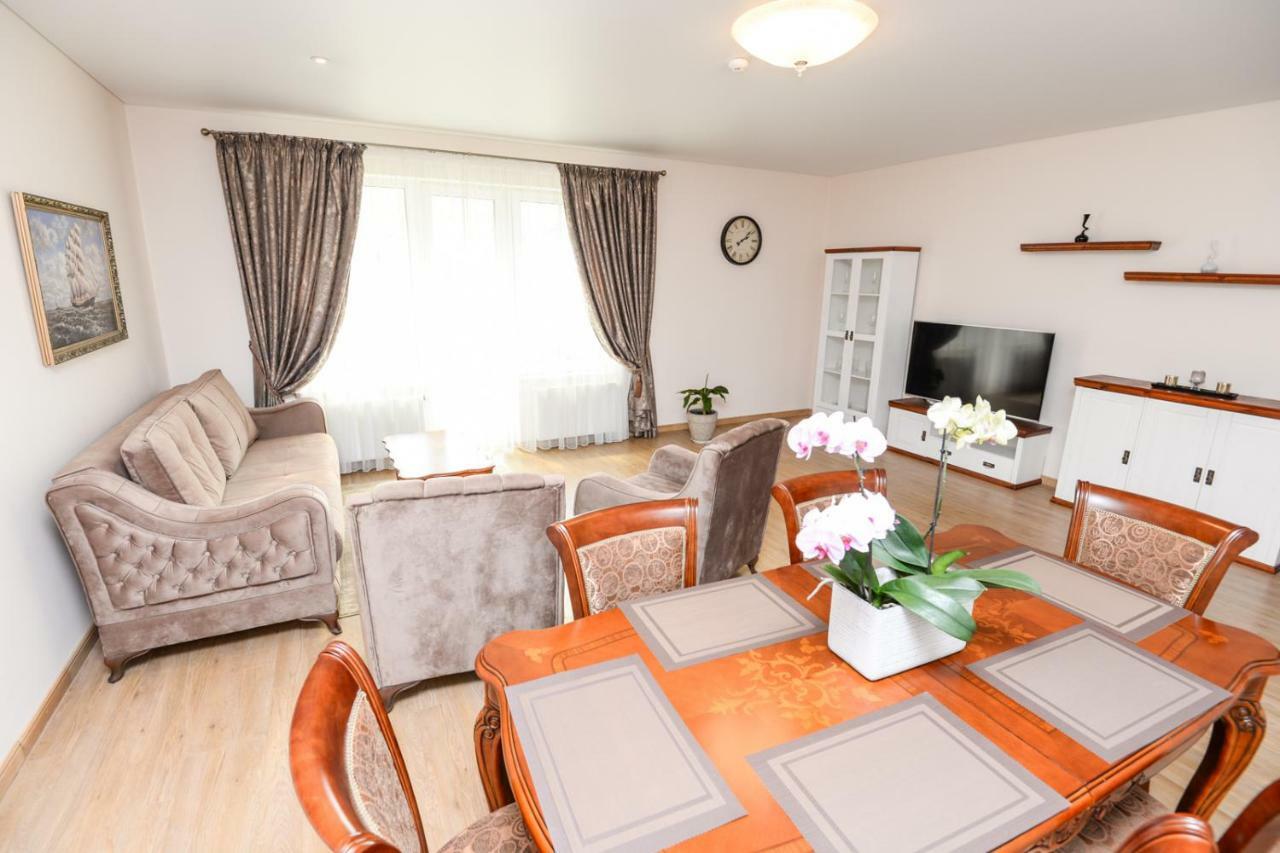 Sveciu Apartamentai Vanagupeje 팔랑가 외부 사진