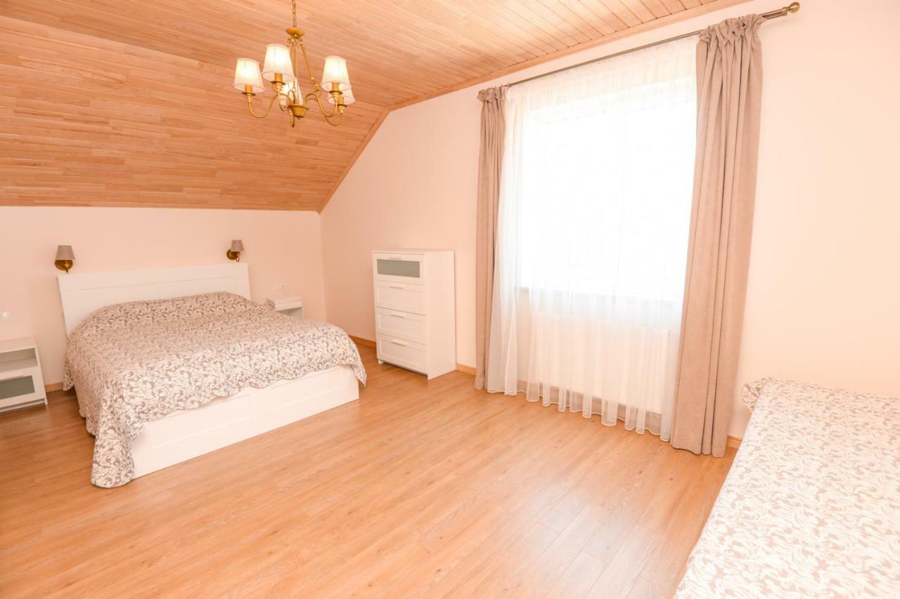 Sveciu Apartamentai Vanagupeje 팔랑가 외부 사진